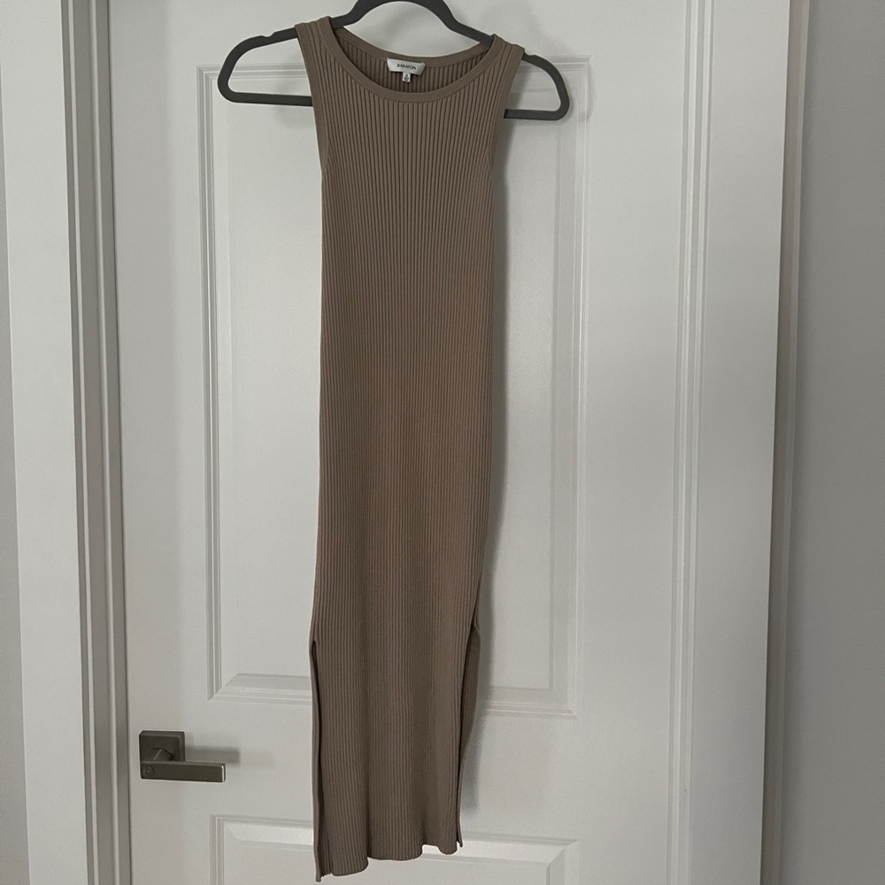 Aritzia Babaton Cream /Tan  Midi dress sleeveless knit ribbed round neck